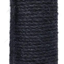 Designed by Lotte kradsepæl Fida i træ