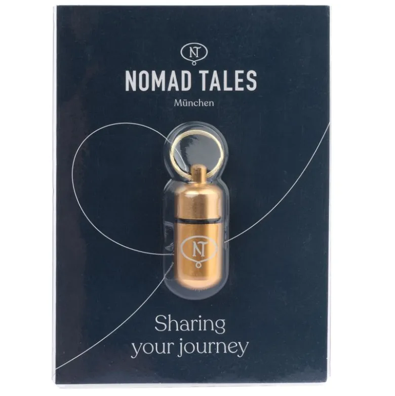 Nomad Tales Calma adressemærke