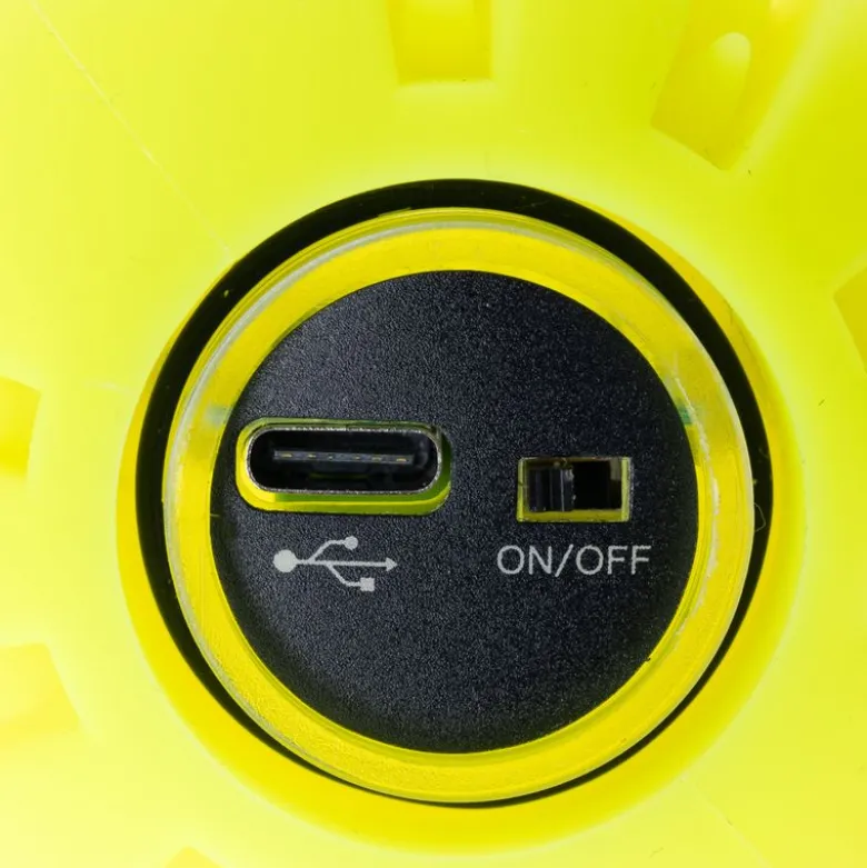 Nomad Tales Spirit USB LED bold