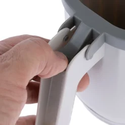 TIAKI affaldsskovl med poseholder