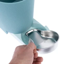 TIAKI foder- og vanddispenser, lyseblå