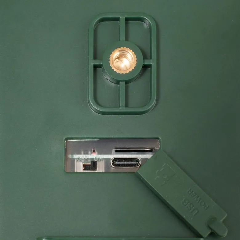 TIAKI fuglefoderautomat med kamera