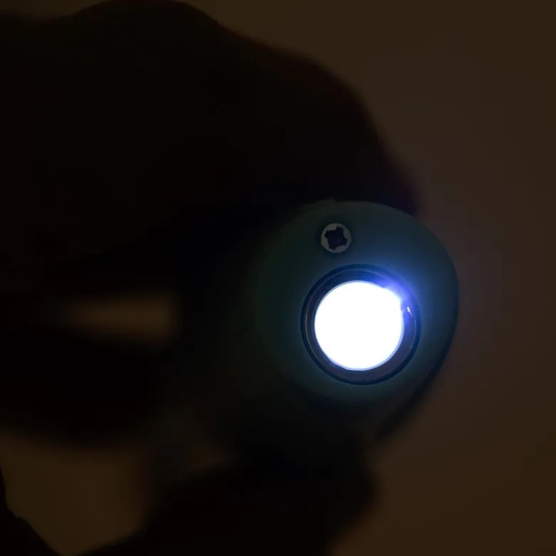 TIAKI kattedrillepind guldsmed med LED-pointer