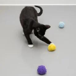 TIAKI pompon-boldsæt med katteurt