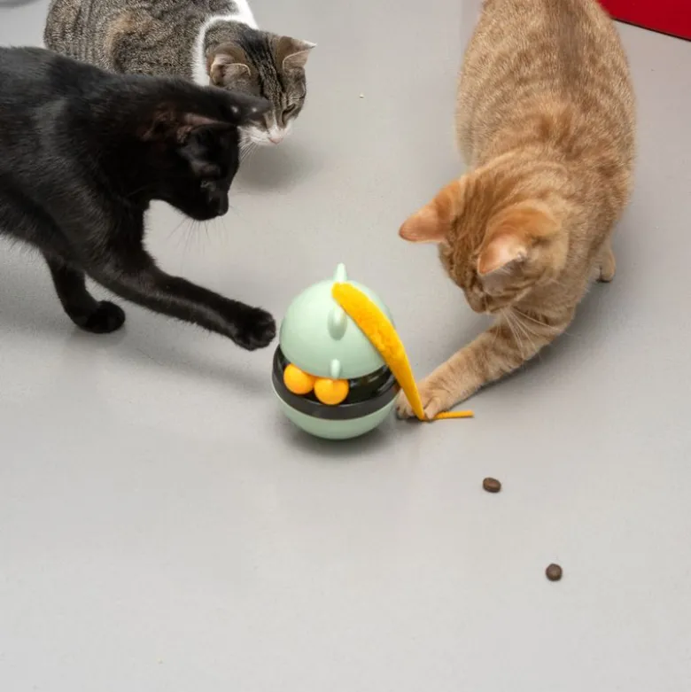 TIAKI Tumbler snack-legetøj til katte
