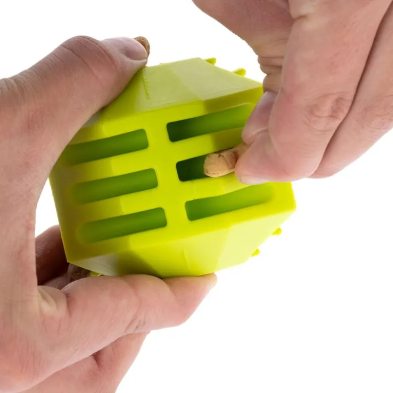 zooplus basics snackbolde-sæt lavet af TPR